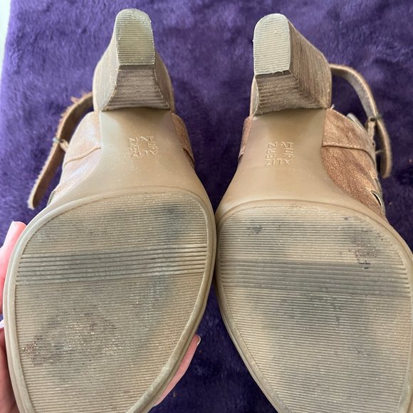 Naturalizer Open Toe Heel Sandals Size 10 - Picture 4 of 4